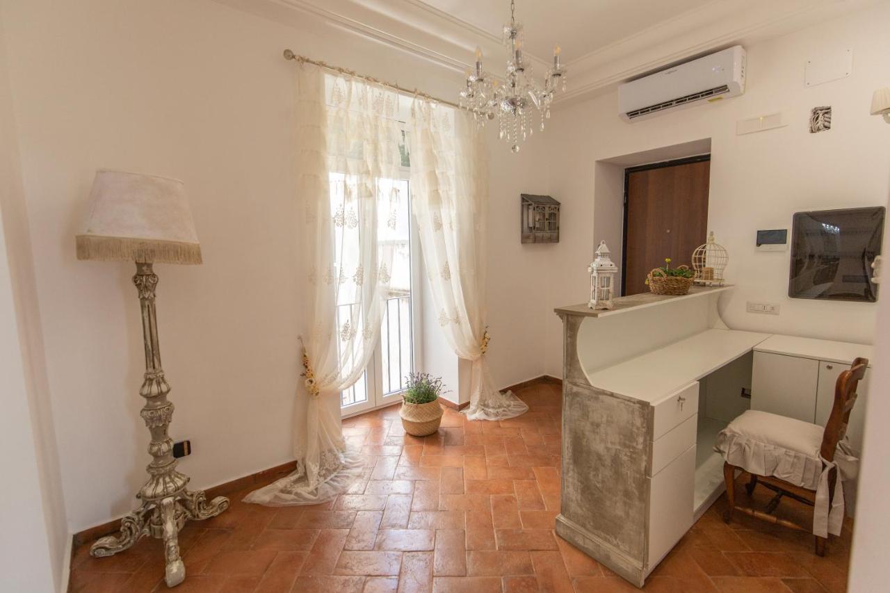 Dimora Mazzarino Apartment Наполи Екстериор снимка