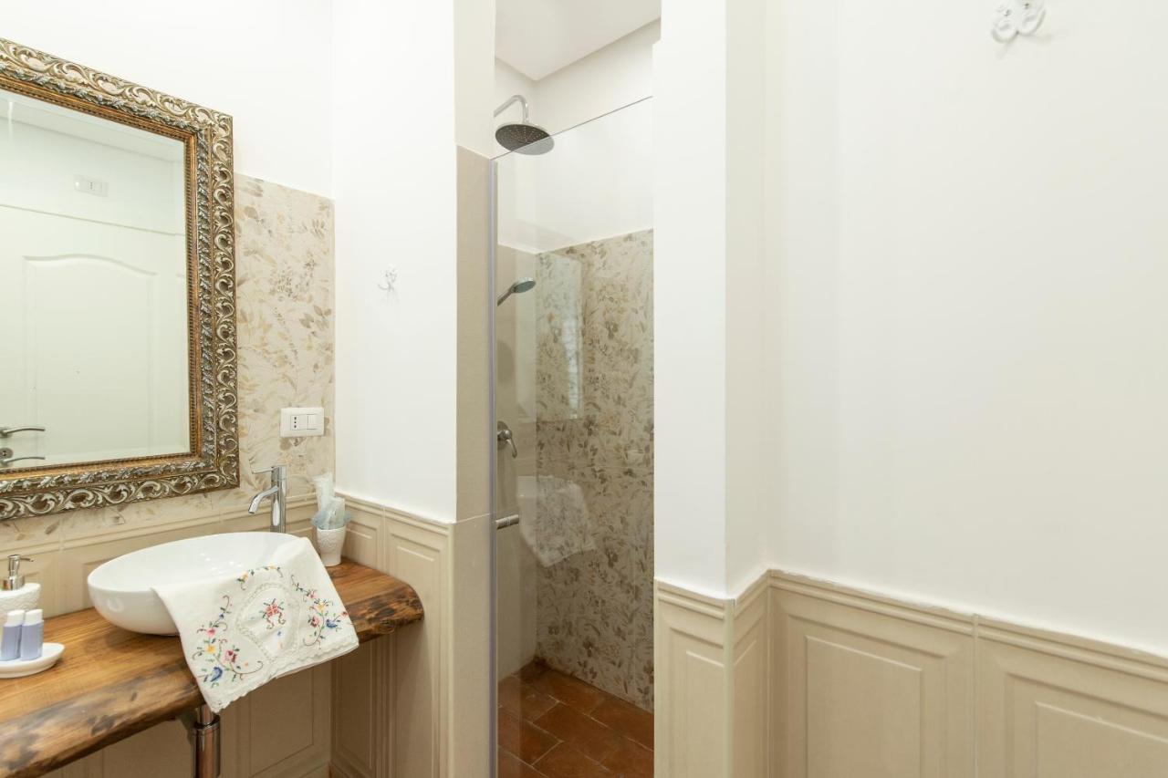 Dimora Mazzarino Apartment Наполи Екстериор снимка